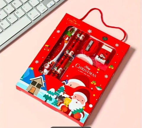 Çocuklar İçin Yılbaşı Kırtasiye Hediye Seti